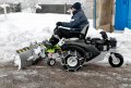 Grillo FX20 abbinato alla lama sgombraneve pulisce rapidamente strade e piazzali dalla neve