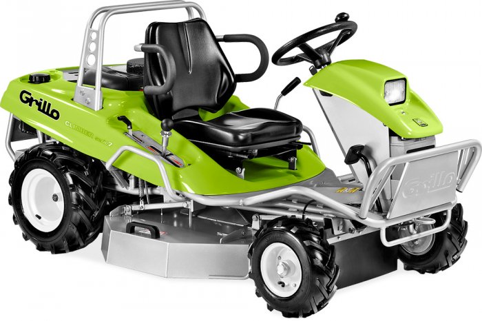 Trinciaerba idrostatico con bloccaggio differenziale, freni e motore da 13 HP! Trinciaerba idrostatico con bloccaggio differenziale, freni e motore da 13 HP!